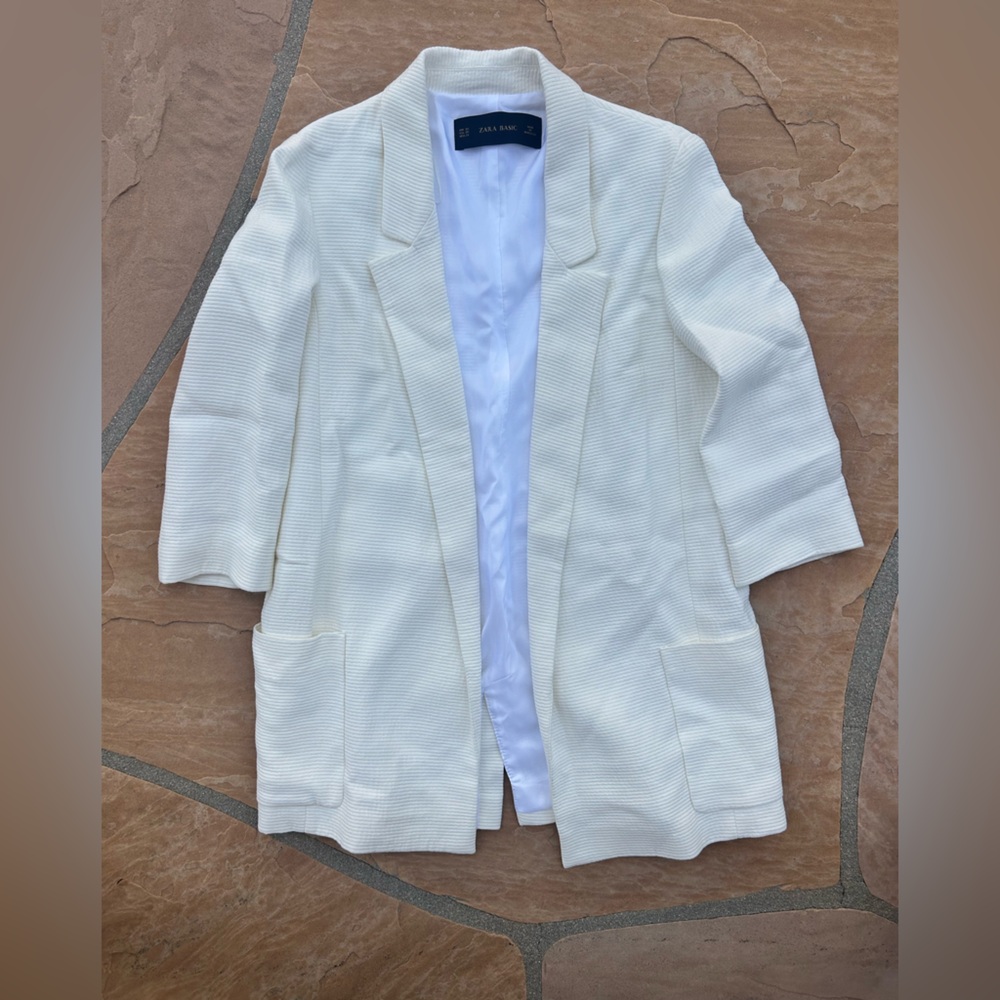 Zara Basic White Ribbed Jacket